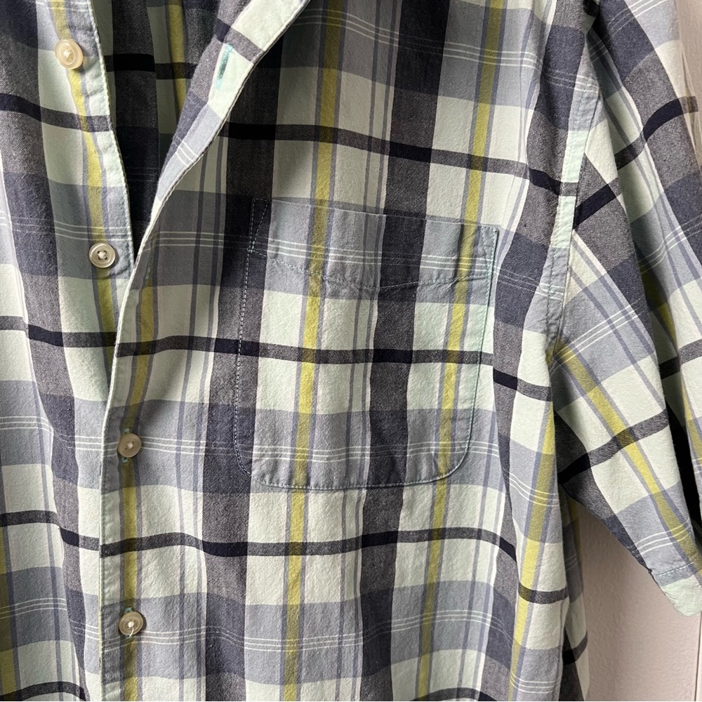 Old Navy- Men’s Short Sleeve Button Down- Blue Green Plaid- Large - Picture 3 of 7